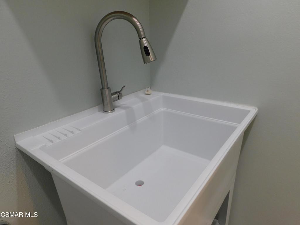 728 Navito Way Oxnard, CA 93030 - Photo 40 of 43 a close view of a sink in a bathroom