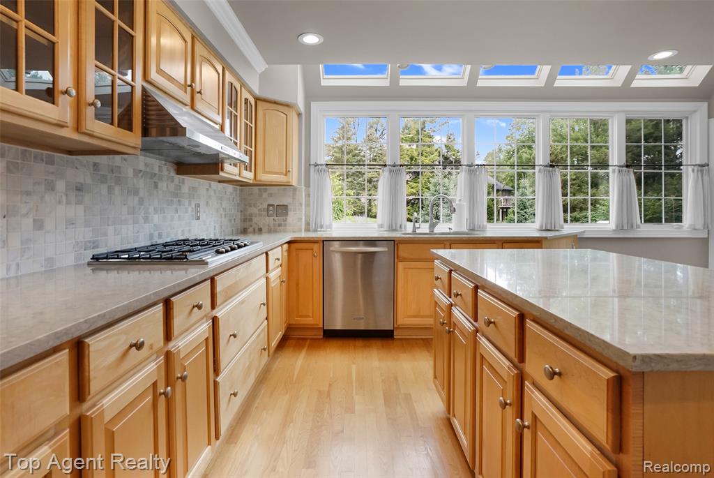 6369 Peach Tree Court Rochester Hills, MI 48306 - Photo 16 of 56 Gallery Image 16