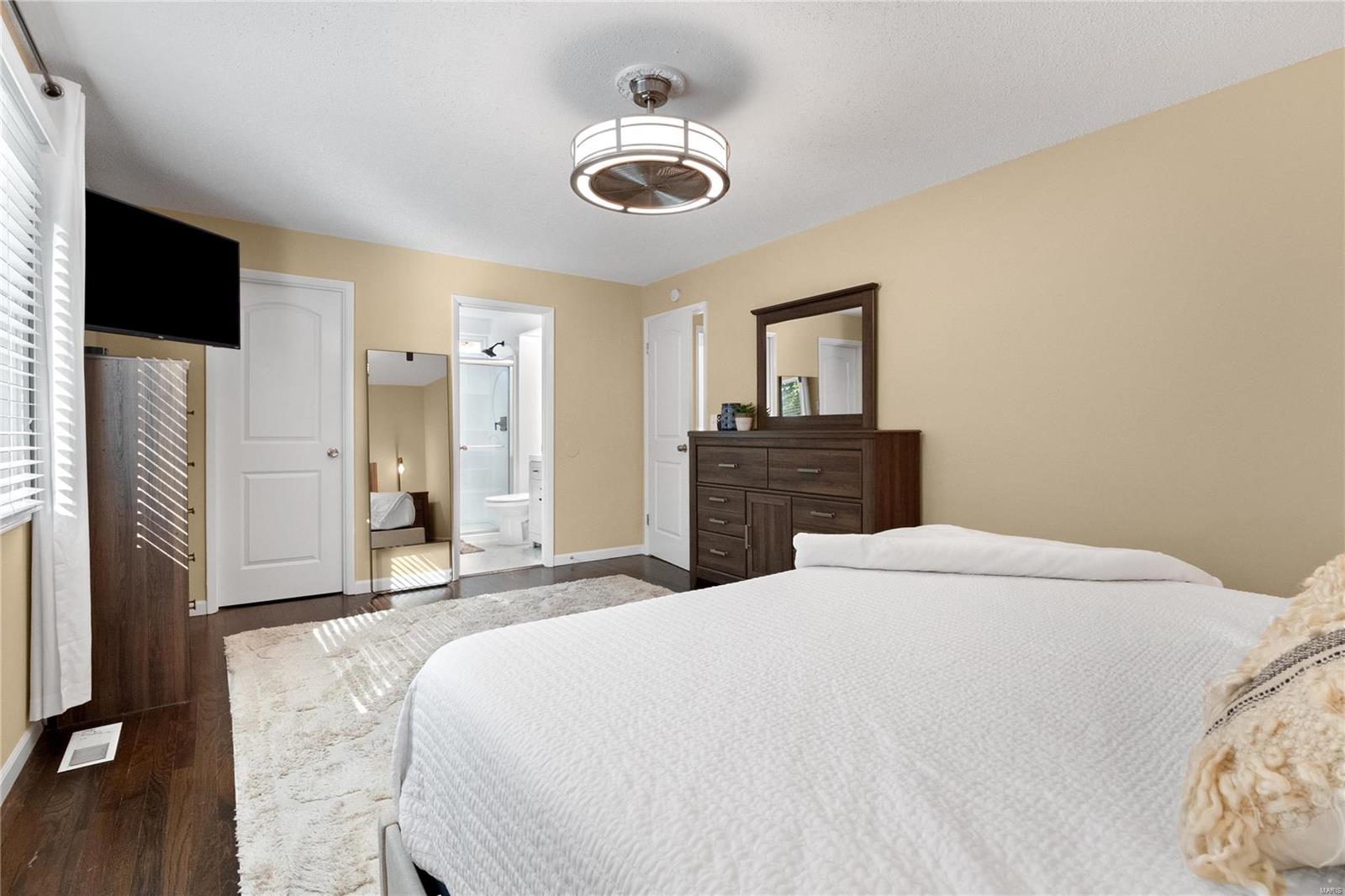 11664 Chieftain Drive St. Louis, MO 63146 - Photo 18 of 40