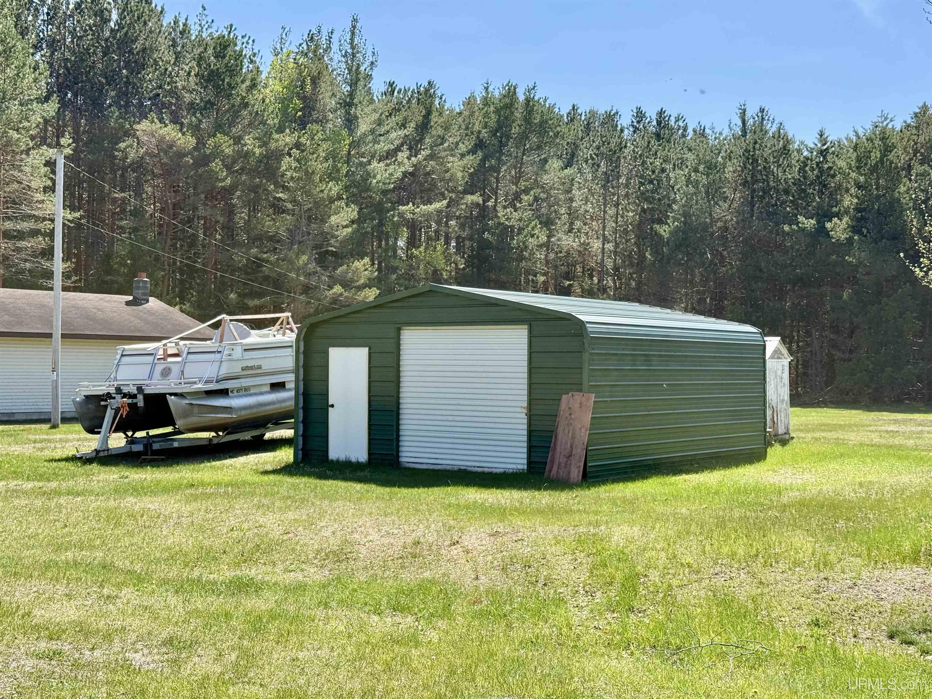 3873 14.5 Road Escanaba, MI 49829 - Photo 40 of 41