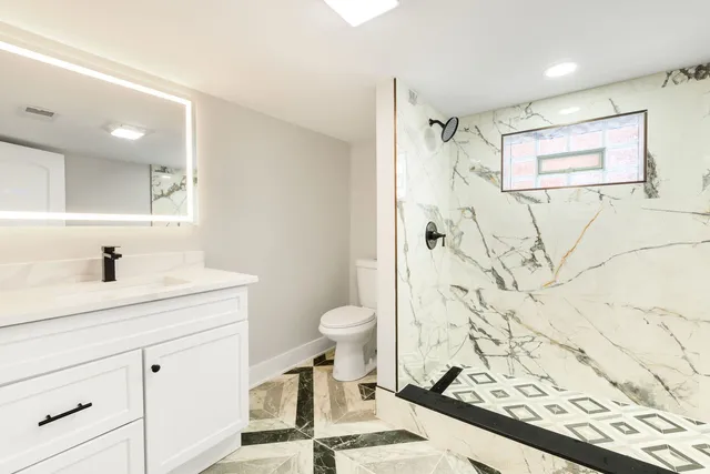 $379,000 | 9633 South Yale Avenue, Chicago, IL 60628