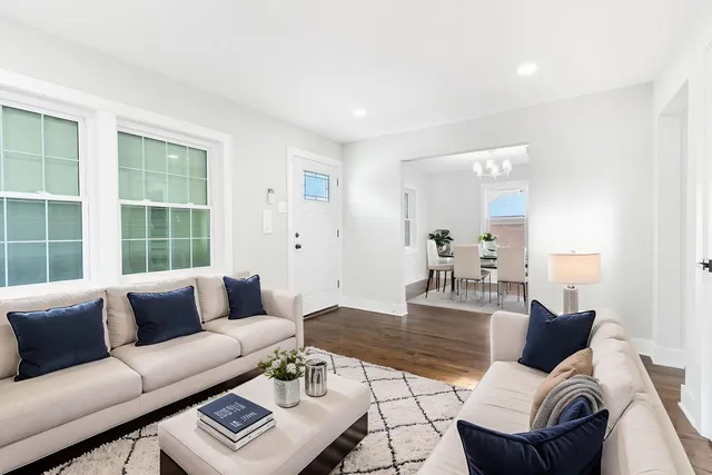 $379,000 | 9633 South Yale Avenue, Chicago, IL 60628