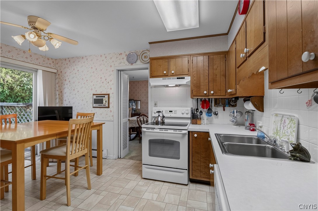 65 Woodberry Road New Hartford, NY 13413 - Photo 21 of 49