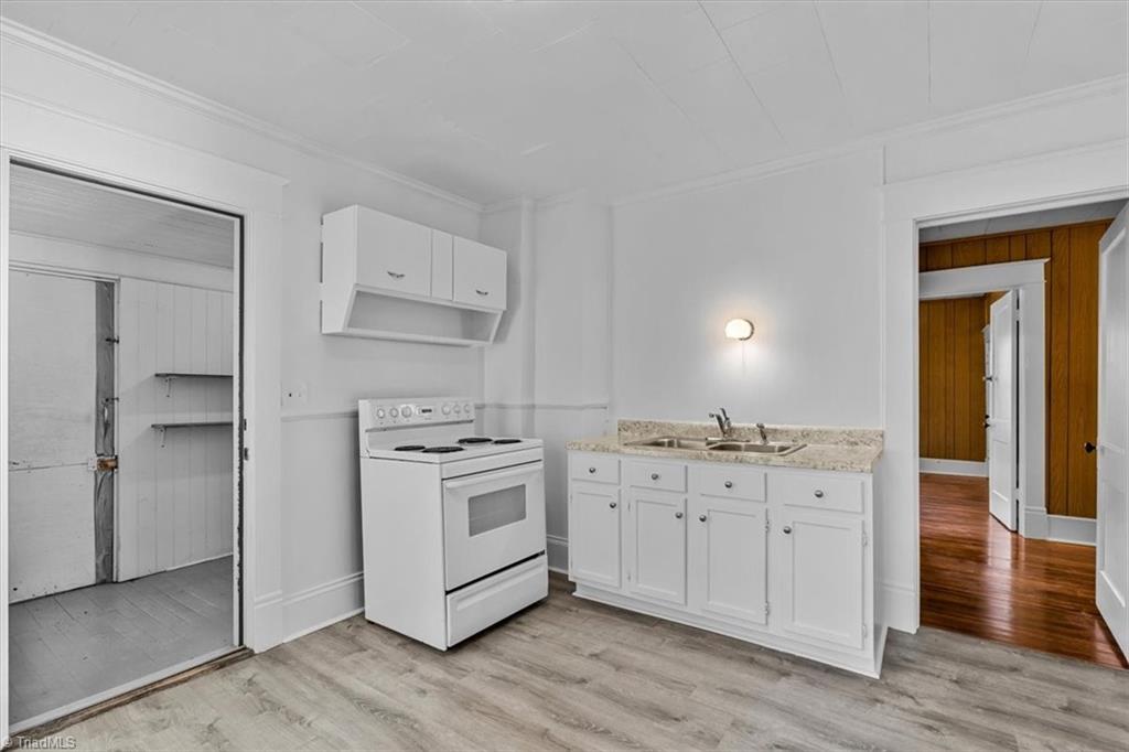 408 Hodgin Street High Point, NC 27262 - Photo 15 of 27