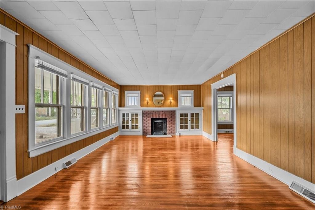 408 Hodgin Street High Point, NC 27262 - Photo 4 of 27