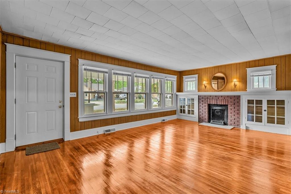 408 Hodgin Street High Point, NC 27262 - Photo 5 of 27