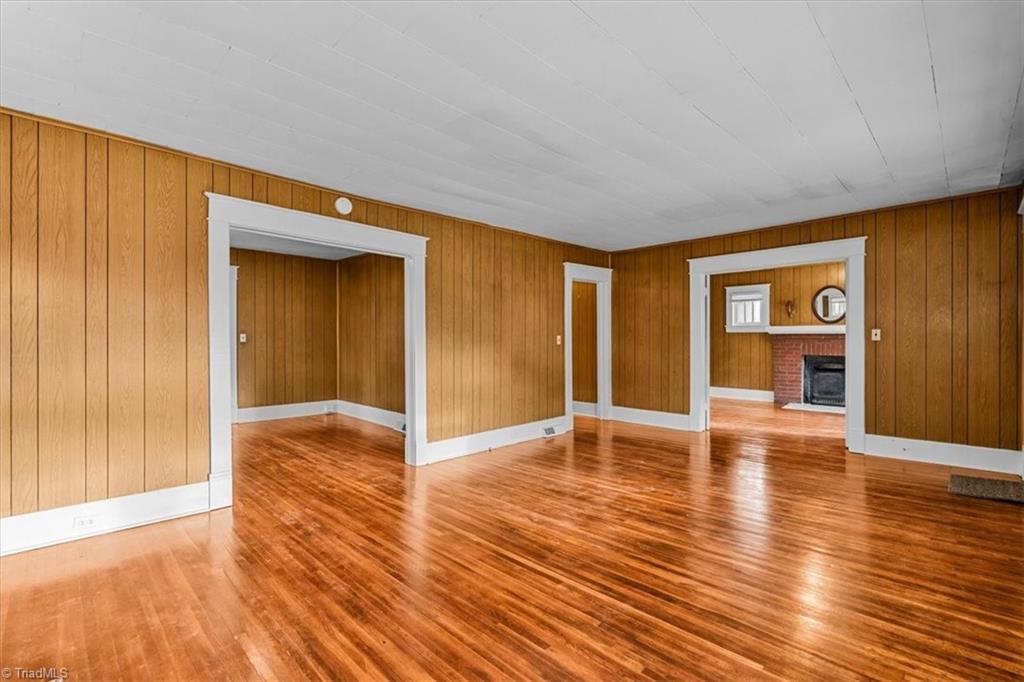 408 Hodgin Street High Point, NC 27262 - Photo 7 of 27