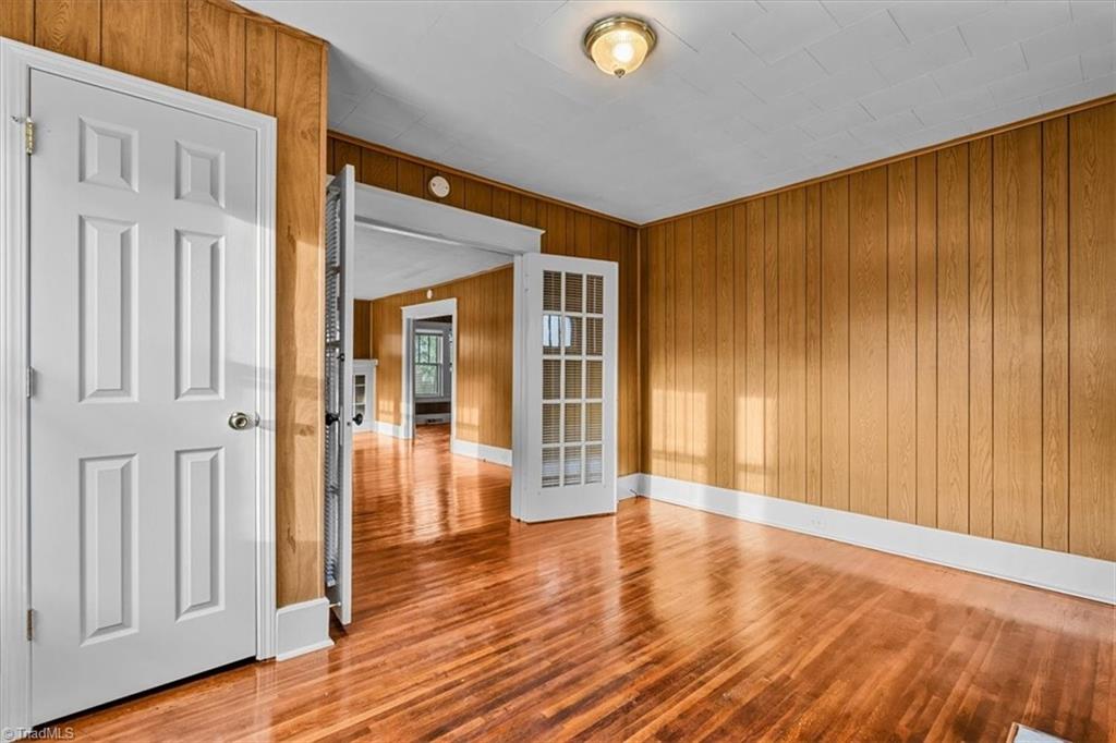 408 Hodgin Street High Point, NC 27262 - Photo 9 of 27