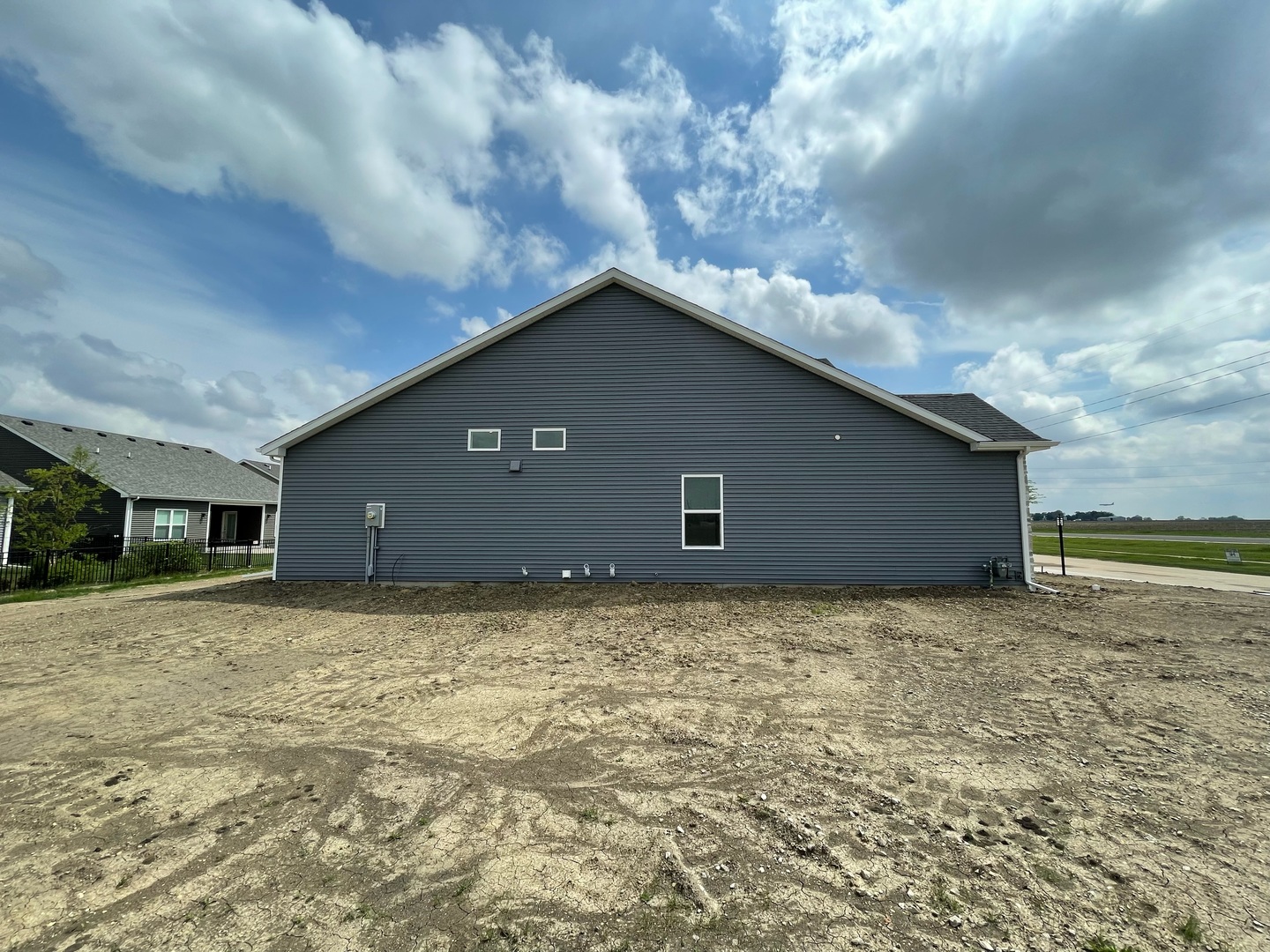 3910 Bay Circle Champaign, IL 61822 - Photo 49 of 49 a house with yard