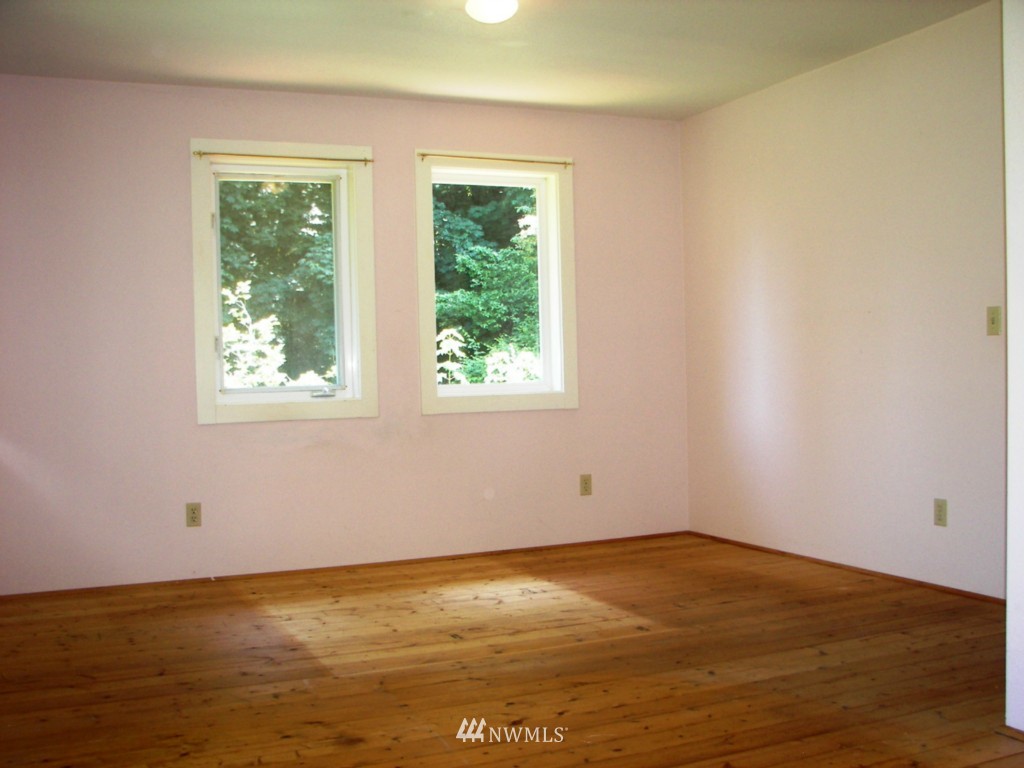 926 Maple Valley Road Southwest Olympia, WA 98512 - Photo 11 of 20 Gallery Image 11