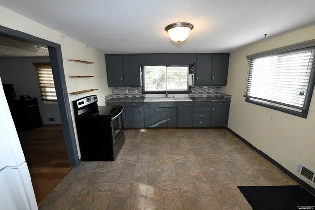 $169,900 | 79 13th Street, Wheatland, WY 82201