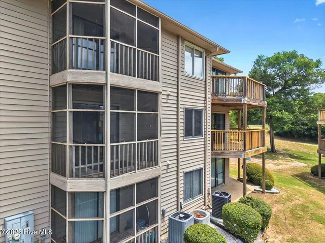 $229,900 | 816 Colony Place, Unit D, Sunset Beach, NC 28468