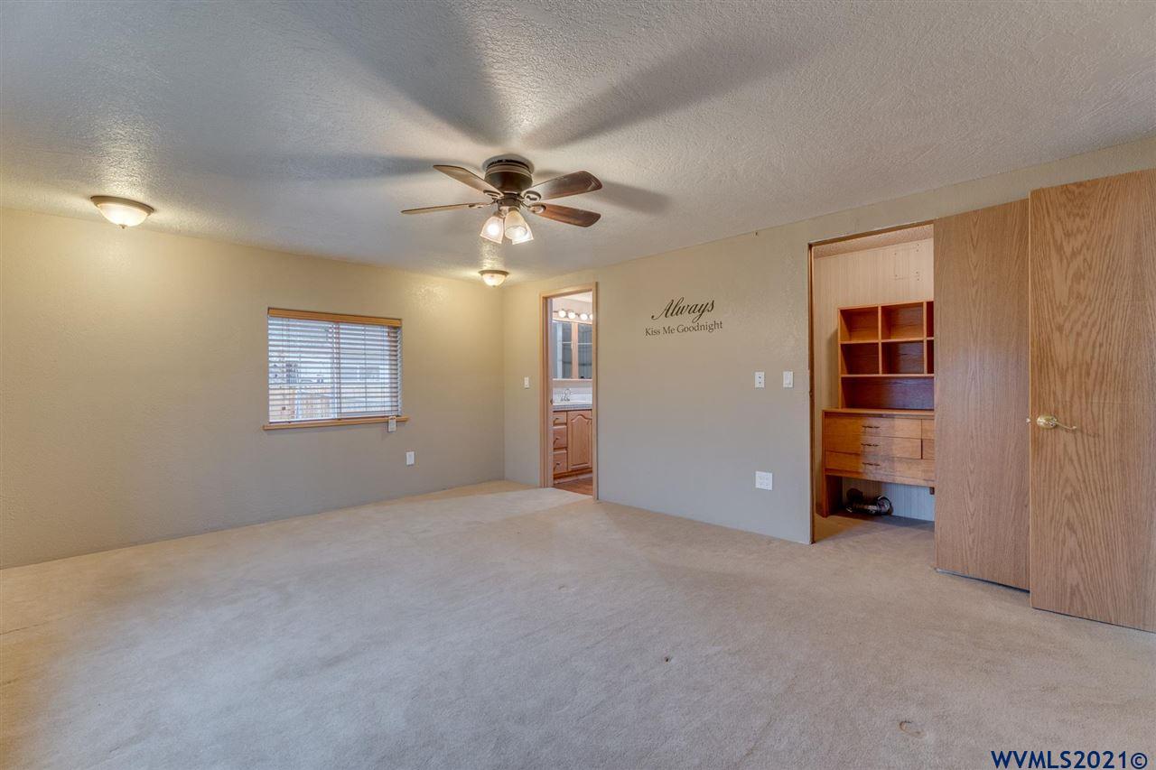 36150 Cold Springs Road Crabtree, OR 97355 - Photo 16 of 34 Gallery Image 16