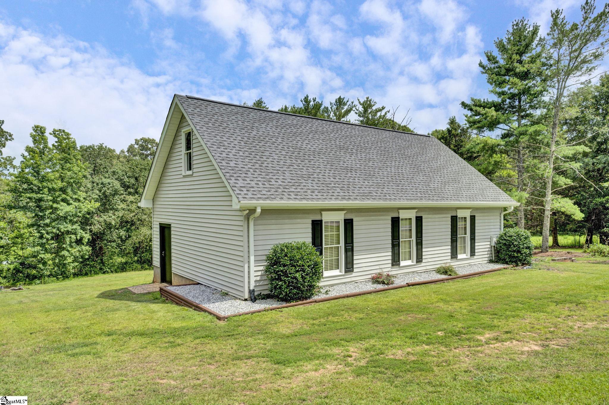 108 Syracuse Road Easley, SC 29642 - Photo 41 of 50