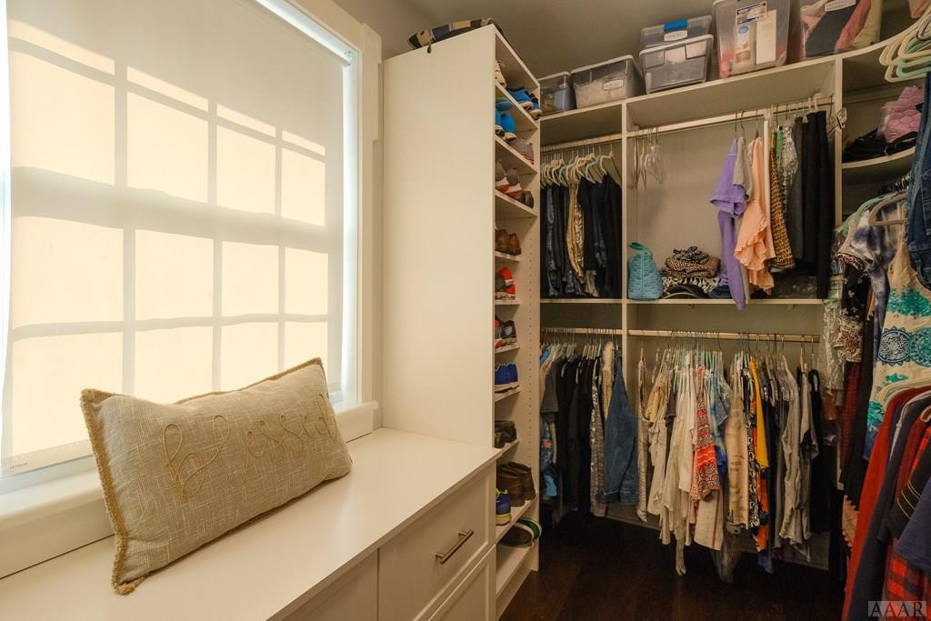 9 Old Fish Hatchery Road, Unit 9 Edenton, NC 27932 - Photo 38 of 49 Master Suite Closet