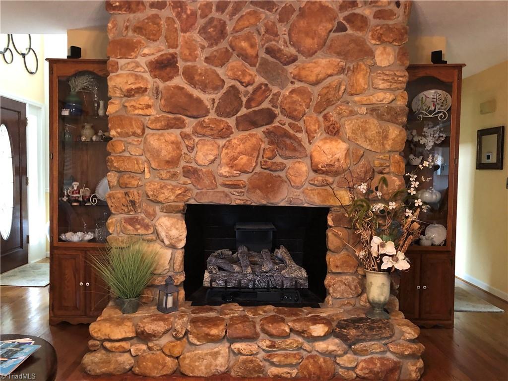 286 Farmbrook Road Mount Airy, NC 27030 - Photo 11 of 40 Gallery Image 11