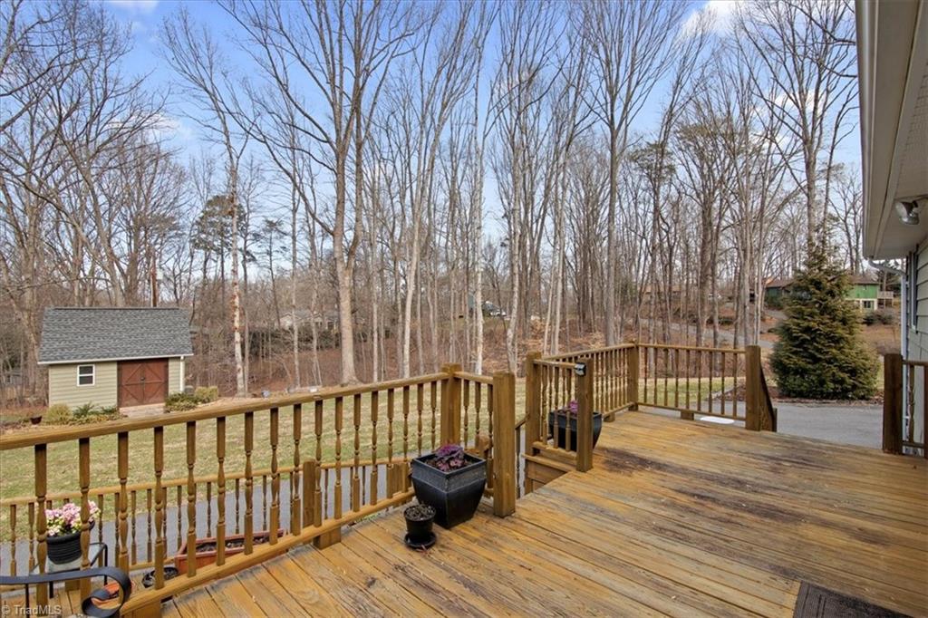 286 Farmbrook Road Mount Airy, NC 27030 - Photo 7 of 40 Gallery Image 7