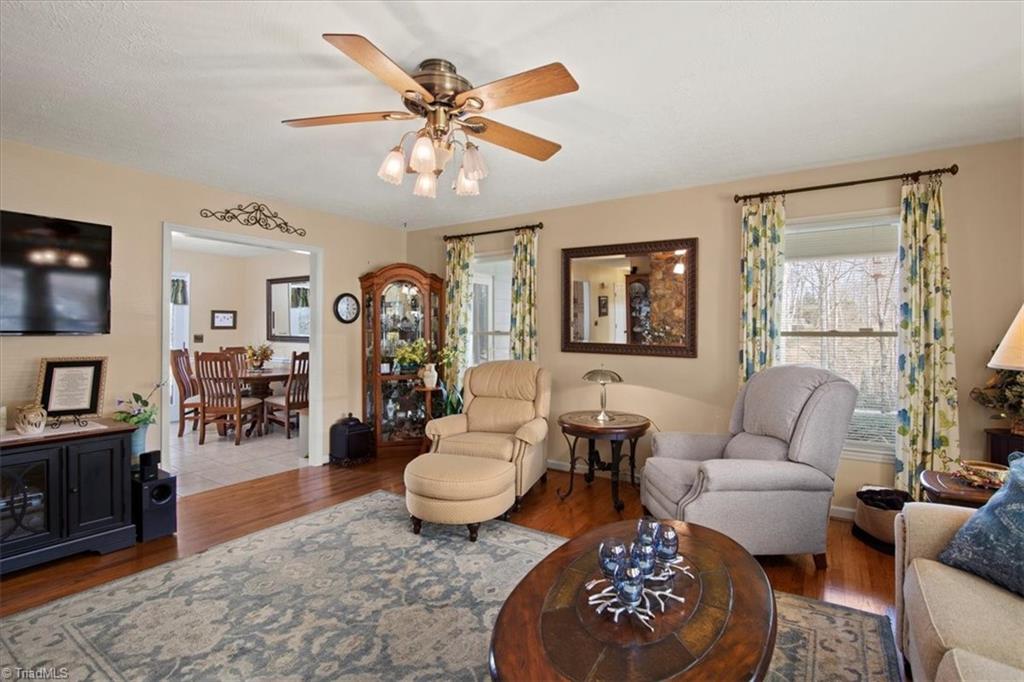 286 Farmbrook Road Mount Airy, NC 27030 - Photo 10 of 40 Gallery Image 10