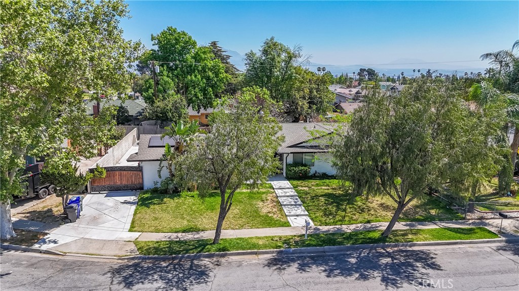 1365 North Chestnut Avenue Rialto, CA 92376 - Photo 7 of 34