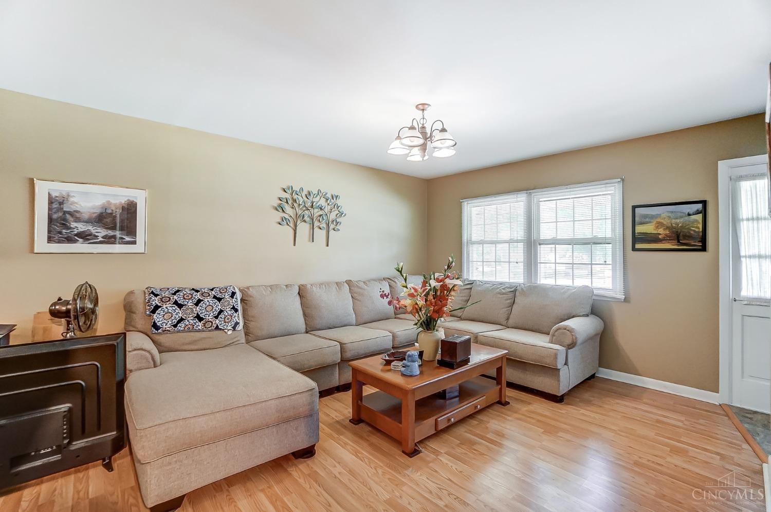 6015 Decker Road Franklin, OH 45005 - Photo 20 of 46