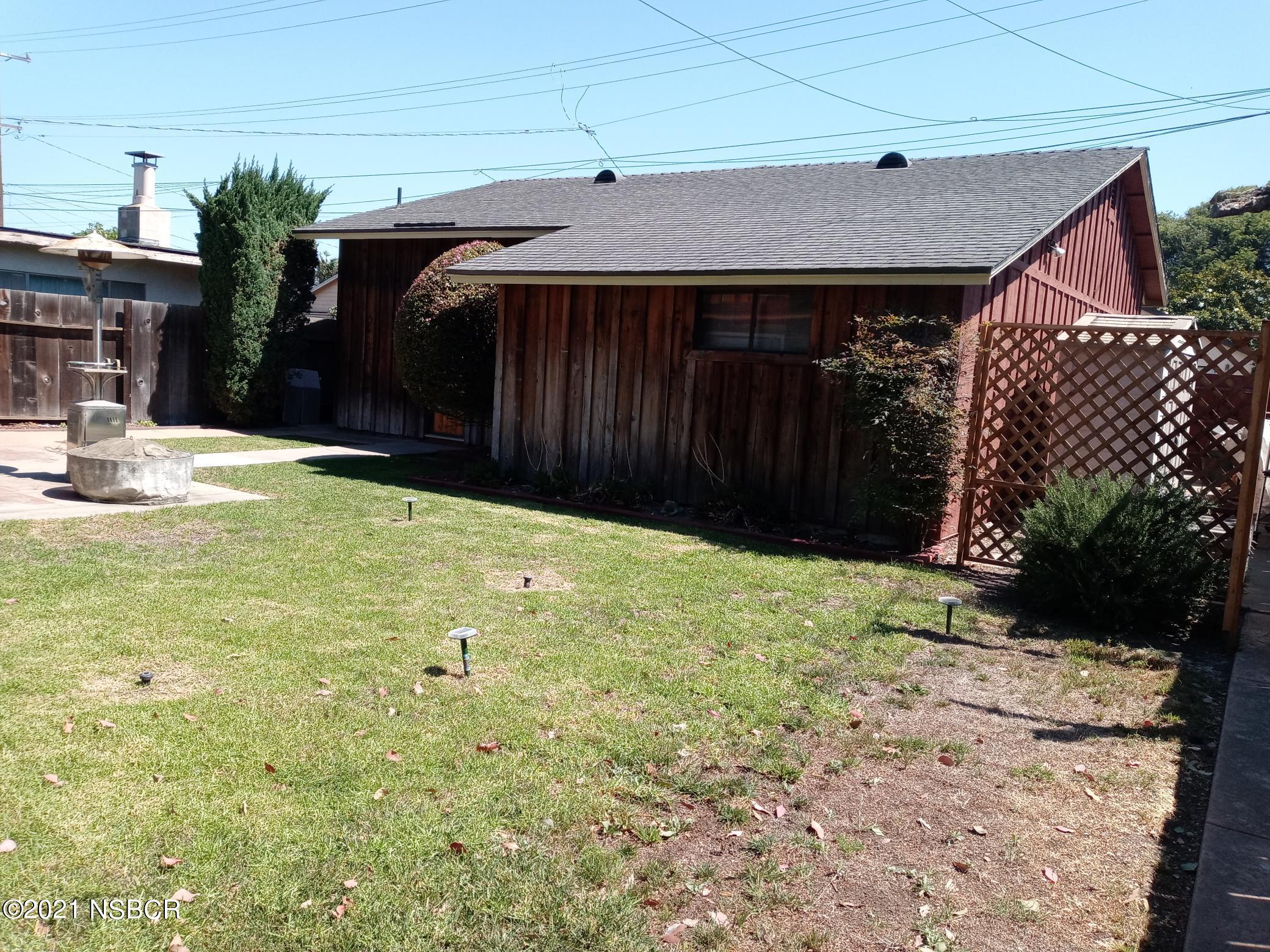 222 South O Street Lompoc, CA 93436 - Photo 18 of 18 Garage