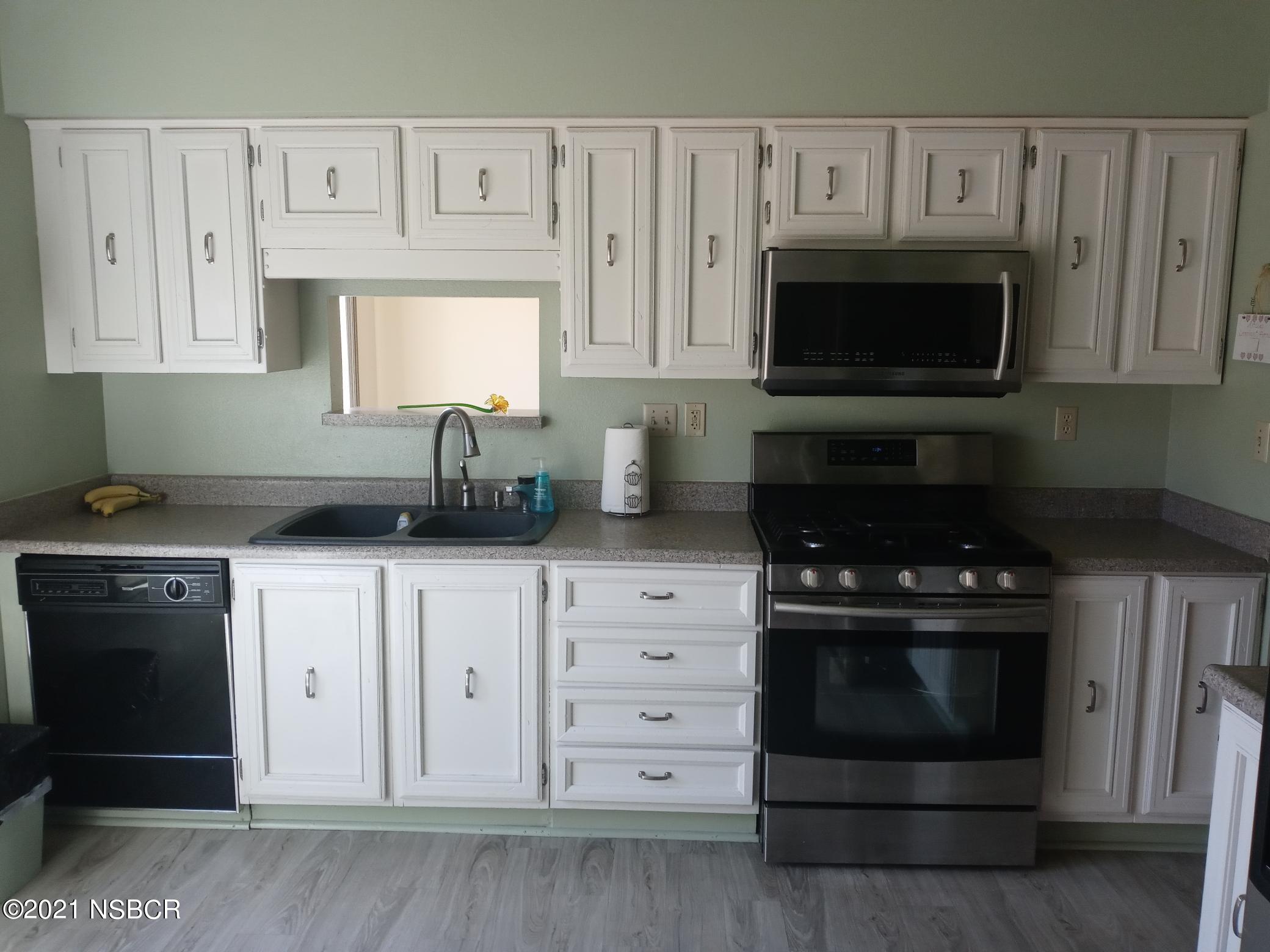 222 South O Street Lompoc, CA 93436 - Photo 7 of 18 Kitchen