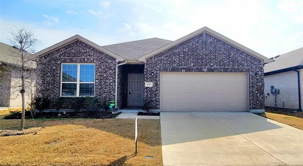$2,149 | 933 Ravenwood Lane, Van Alstyne, TX 75495