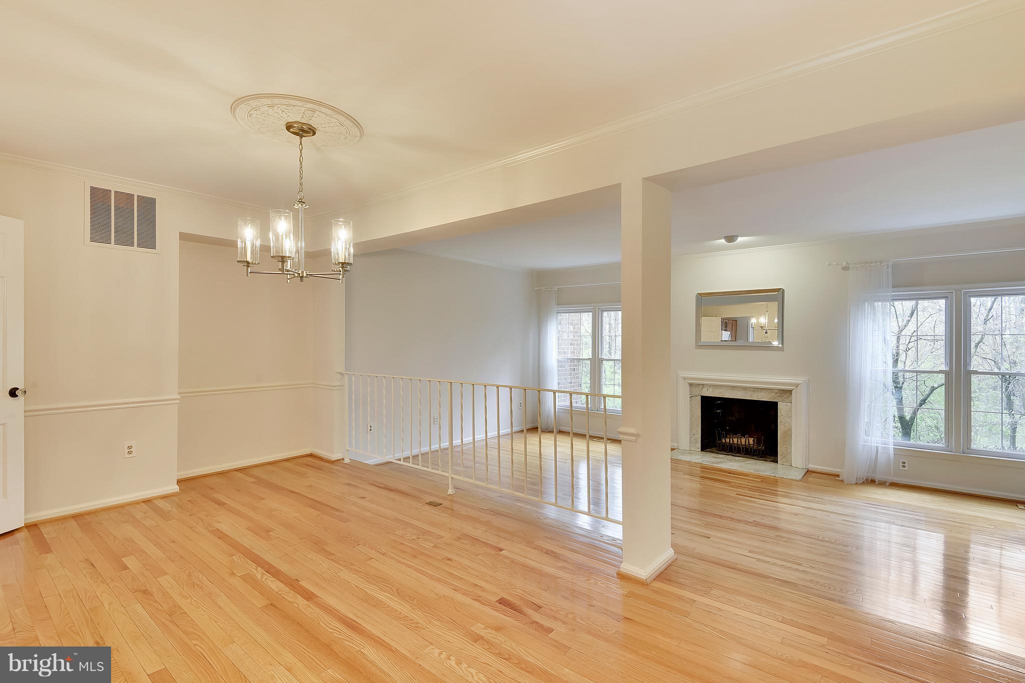 7220 Greentree Road Bethesda, MD 20817 - Photo 6 of 30 Interior (General)