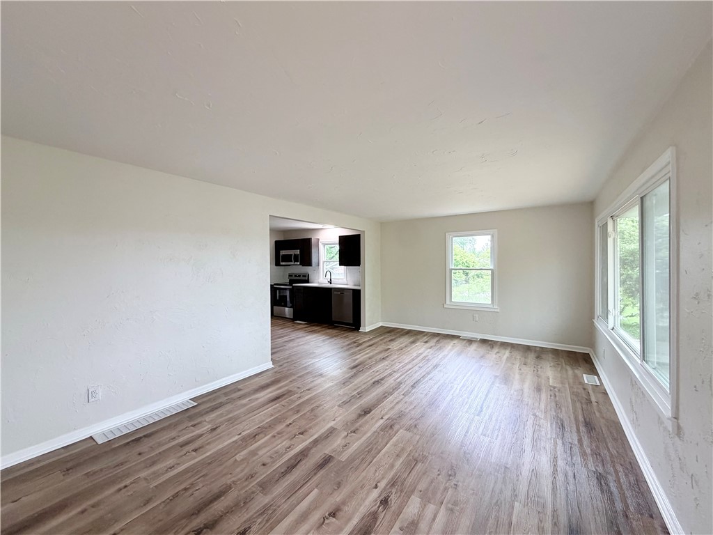 6010 Peters Road Tipp City, OH 45371 - Photo 5 of 22