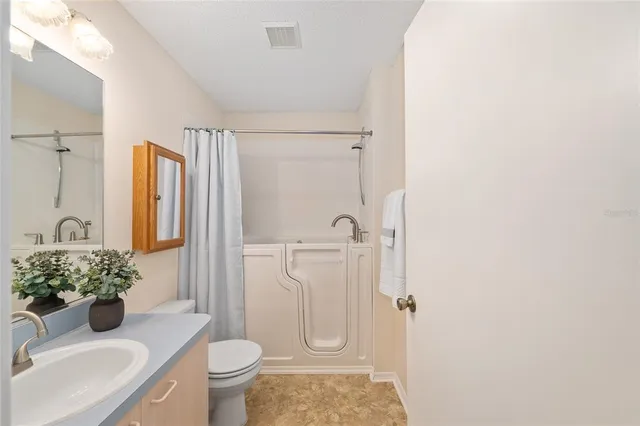 $269,000 | 1717 Moreno Place, The Villages, FL 32159