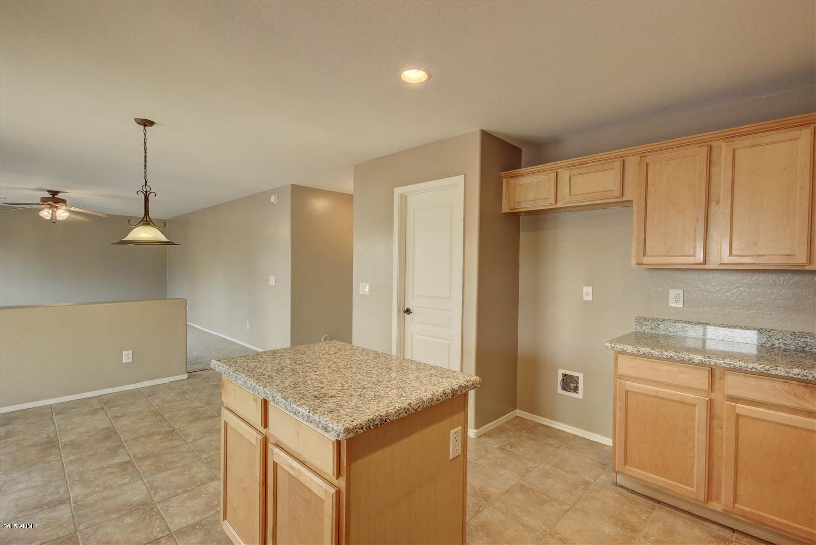 2401 West Darrel Road Phoenix, AZ 85041 - Photo 7 of 33 Darrel (13)
