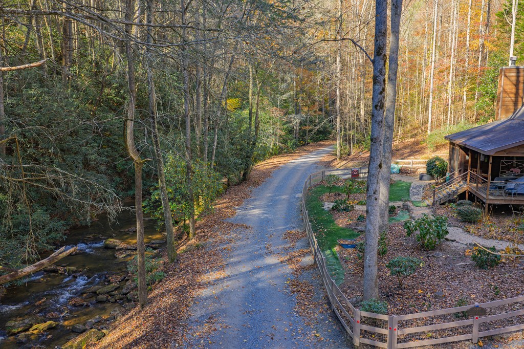 659 Kells Ridge Drive Ellijay, GA 30540 - Photo 36 of 41 a view of a pathway with a yard