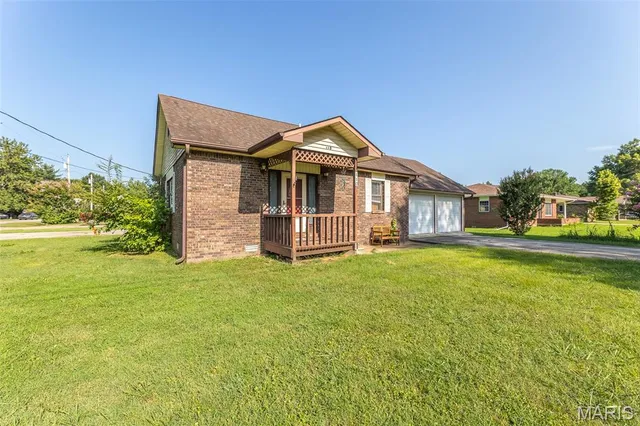 $127,900 | 110 Hampton Court, Poplar Bluff, MO 63901