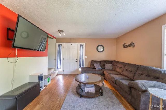 $127,900 | 110 Hampton Court, Poplar Bluff, MO 63901