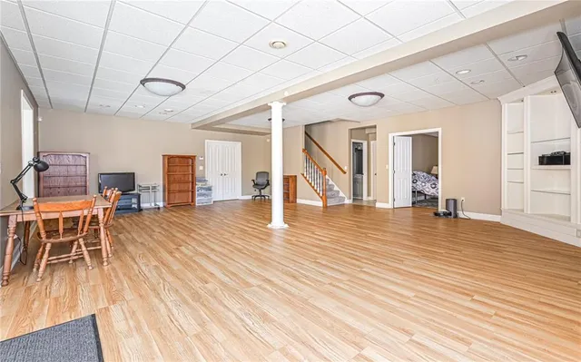 $850,000 | 807 Gallant Fox Lane, Cranberry Township, PA 16066