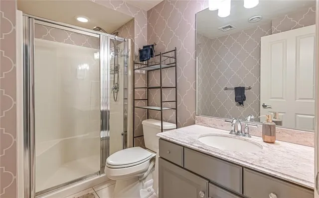 $850,000 | 807 Gallant Fox Lane, Cranberry Township, PA 16066