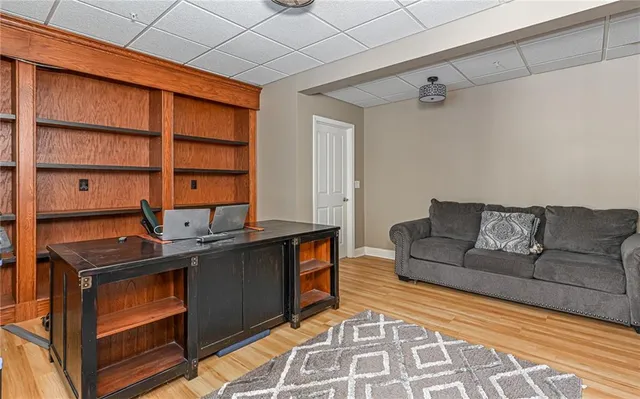 $850,000 | 807 Gallant Fox Lane, Cranberry Township, PA 16066