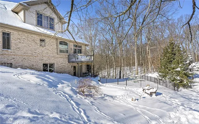 $850,000 | 807 Gallant Fox Lane, Cranberry Township, PA 16066
