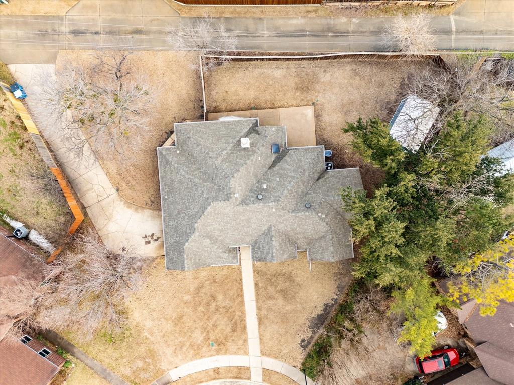 2113 Garner Court Rowlett, TX 75088 - Photo 30 of 40 a picture of a bathroom with a shower