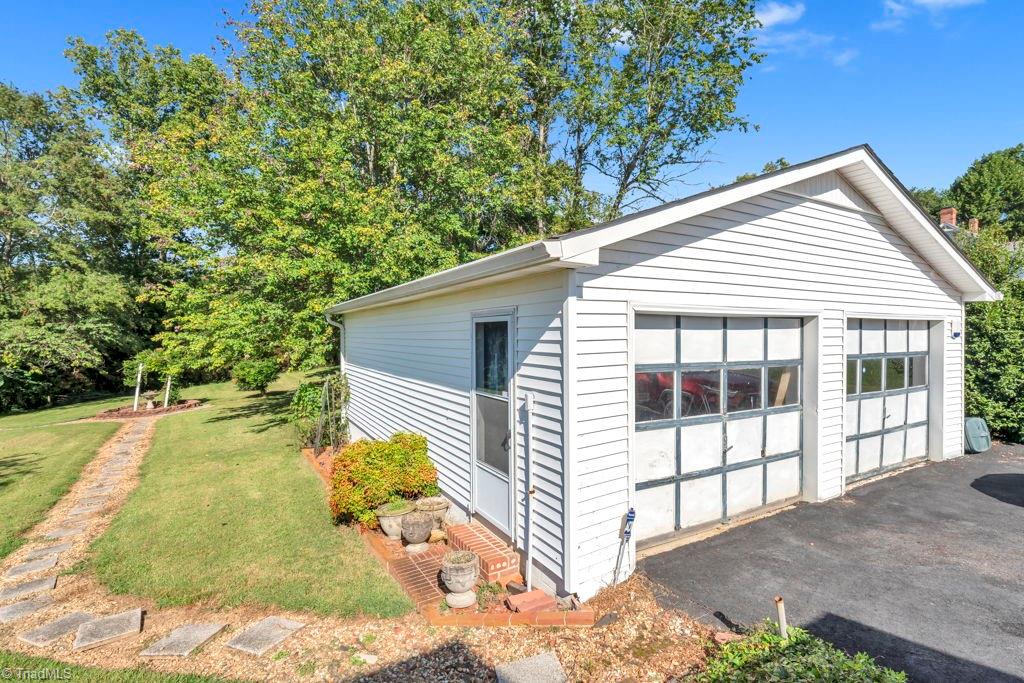 1664 Moravian Falls Road Moravian Falls, NC 28697 - Photo 28 of 30