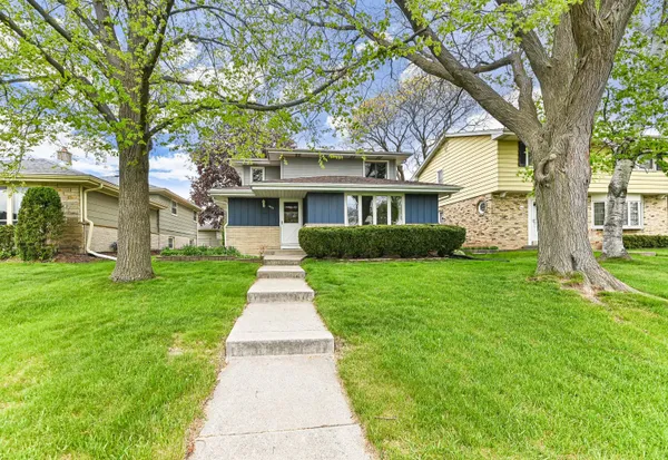 $419,900 | 4327 North 99th Street, Wauwatosa, WI 53222
