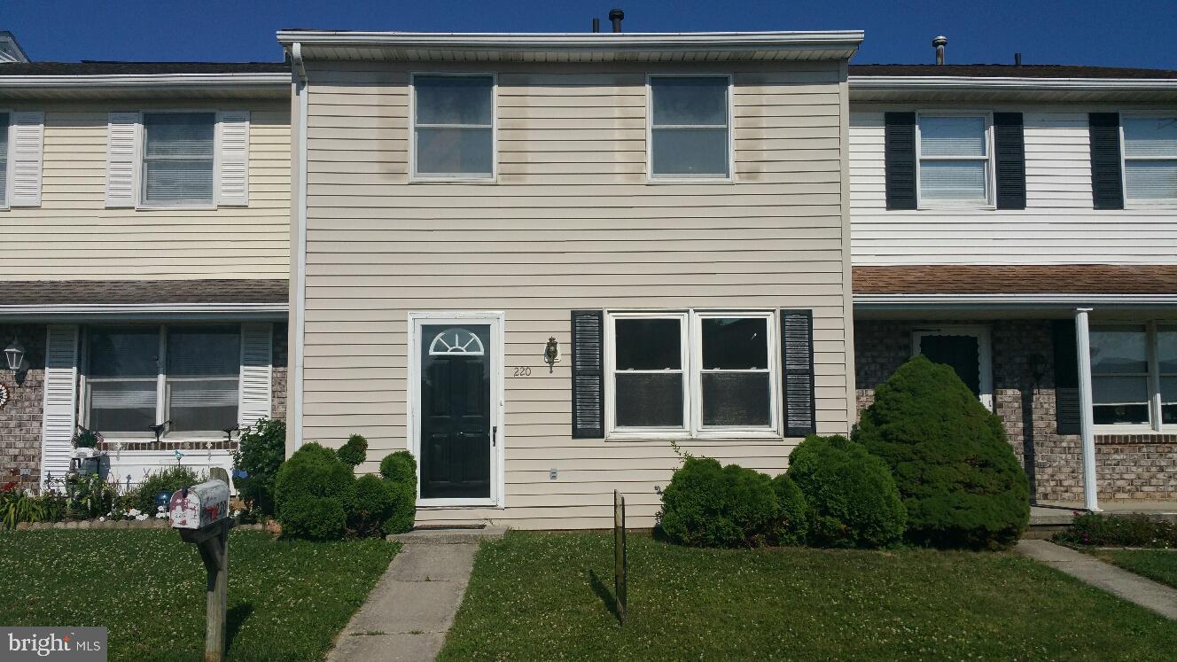 220 Filbert Street Hanover, PA 17331 - Photo 1 of 42 Gallery Image 1