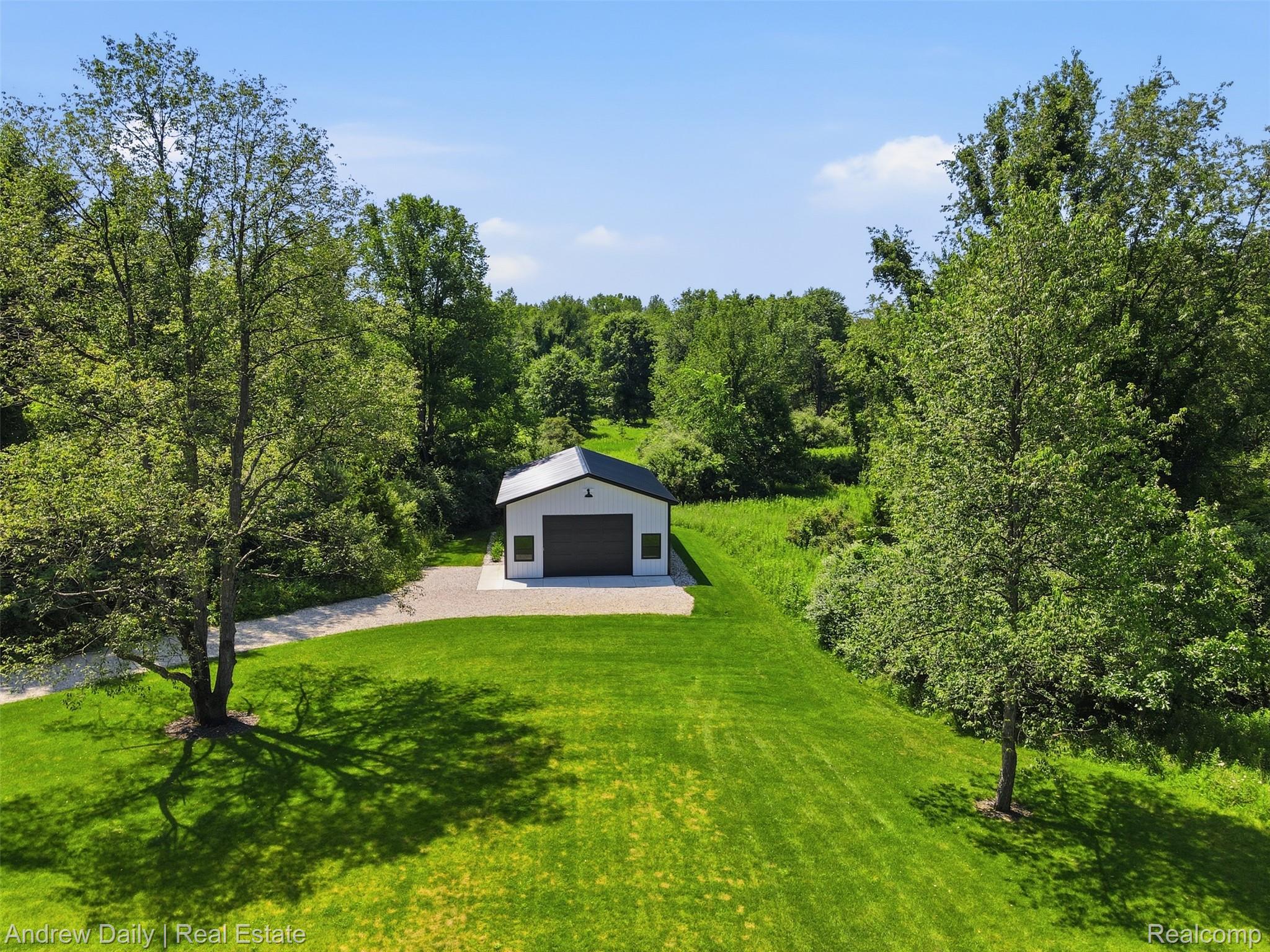 4661 Spears Road Pinckney, MI 48169 - Photo 7 of 56 Aerial