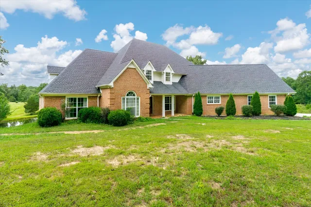 $650,000 | 4100 River Road, Baxter, TN 38544