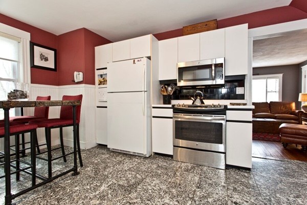 31 Naples Road Melrose, MA 02176 - Photo 6 of 30 Gallery Image 6