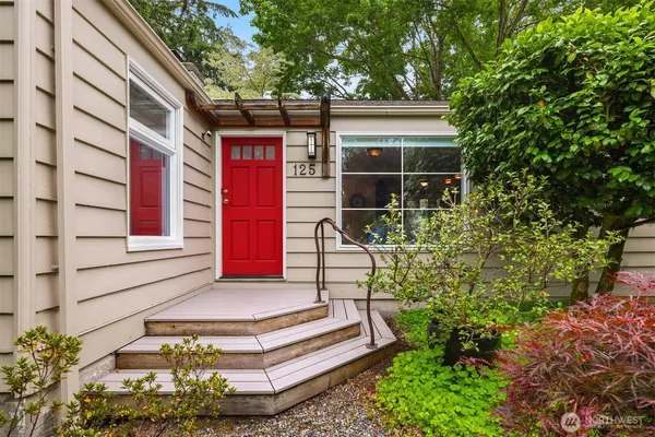 $825,000 | 125 Northeast 135th Street, Seattle, WA 98125
