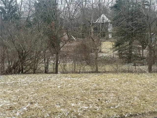 $100,000 | 148 Zimmerle Drive, Aliquippa, PA 15001