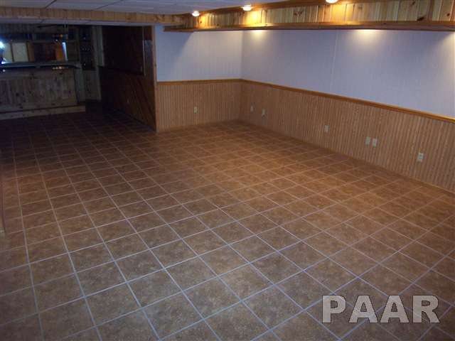 406 Sangamon Road Marquette Heights, IL 61554 - Photo 13 of 15 Gallery Image 13
