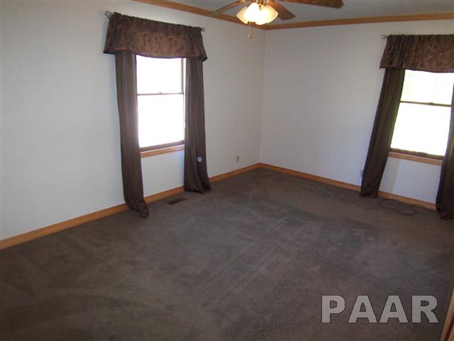 406 Sangamon Road Marquette Heights, IL 61554 - Photo 8 of 15 Gallery Image 8