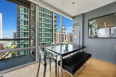 $699,000 | 653 North Kingsbury Street, Unit 1103, Chicago, IL 60654